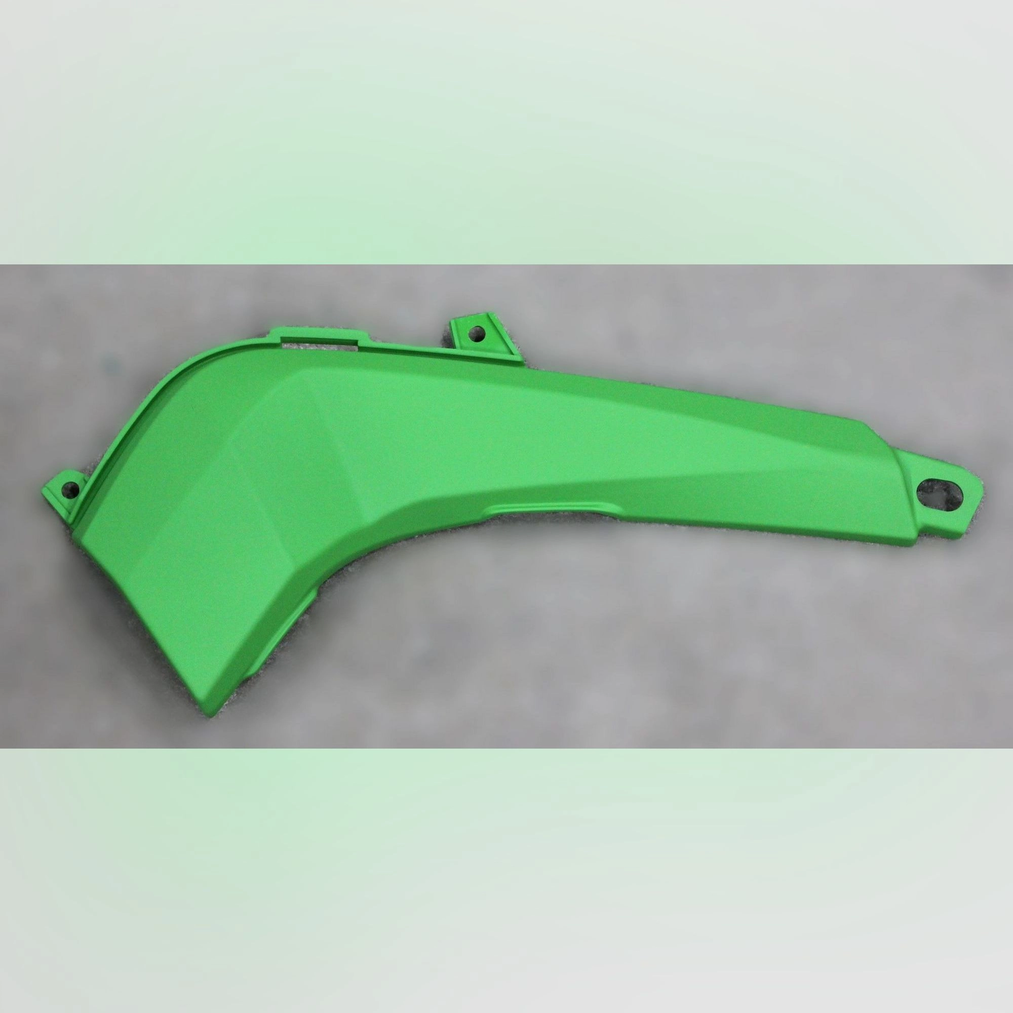 ARORA SHARK 125 DEPO ALT KORUMA PLASTİK YEŞİL SAĞ #SHARK 125-063